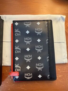 MCM Men's passport holder